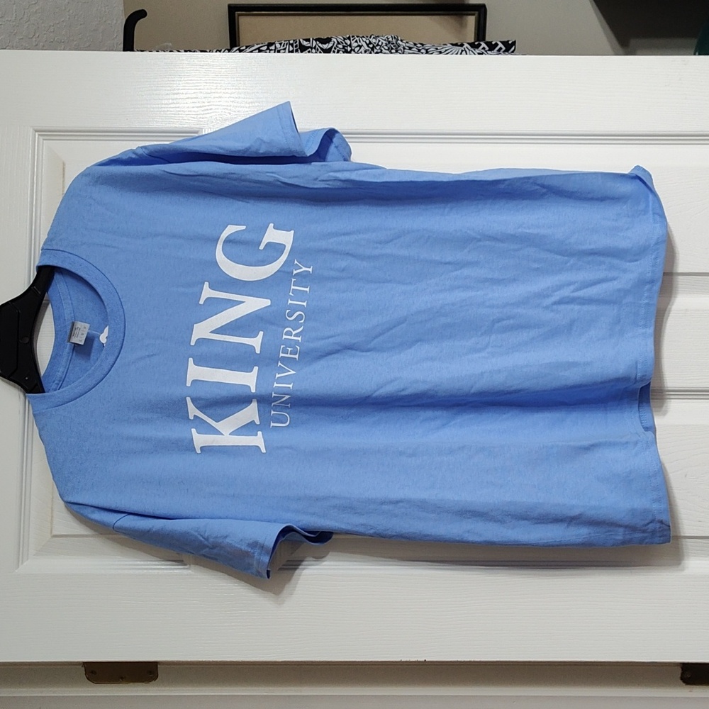 King University T-Shirt Unisex Size L